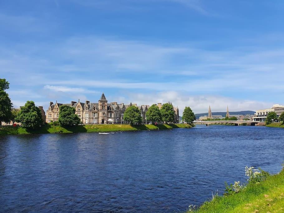 Highland Historical Home In Inverness City Centre Exterior foto
